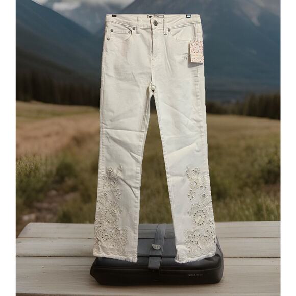 FREE PEOPLE Womens NWT Ivory Denim Cut-Out Stretch SKINNY JEANS 26 MSRP $128 - Picture 1 of 13